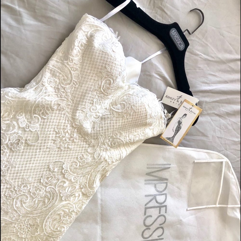 NWT Ashley & Justin Wedding Dress Size 4